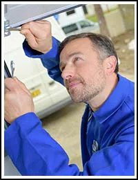 Blackstone Garage Door Service  Blackstone, MA 508-388-2918 - gr-emg-01